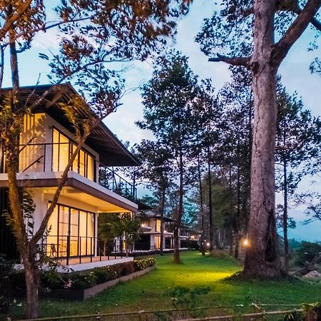 The River Resort Чампасак Екстериор снимка