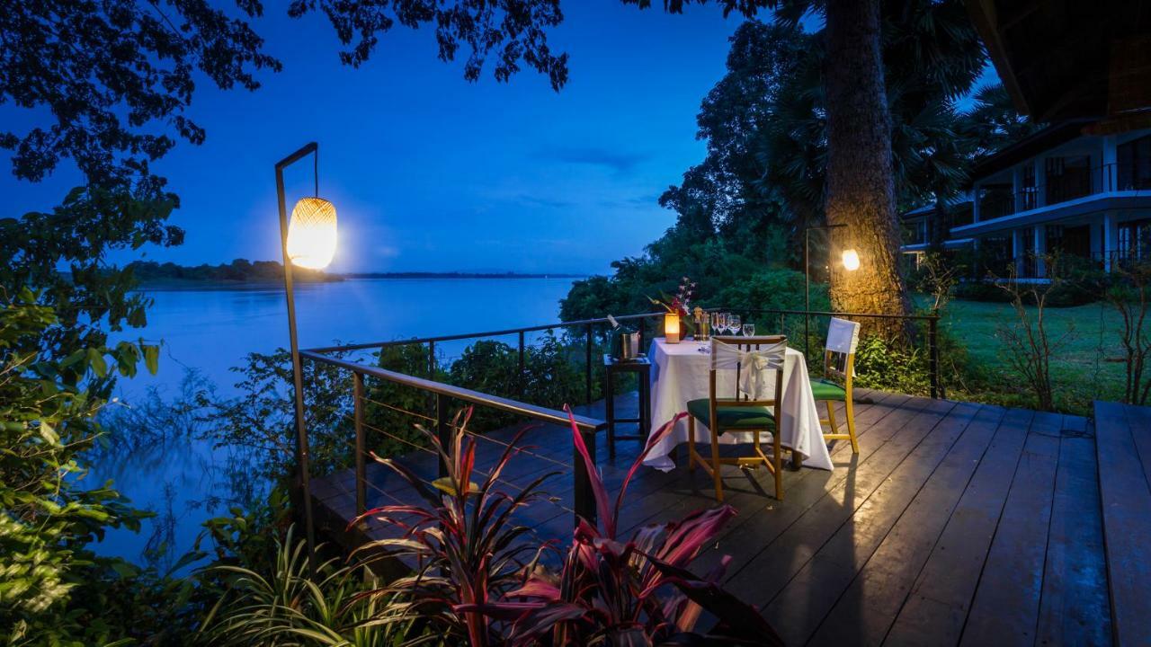 The River Resort Чампасак Екстериор снимка